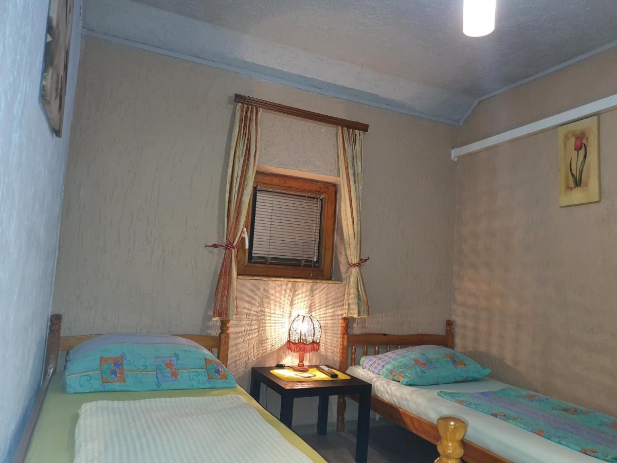 Hostel "Arco" Brčko Extérieur photo