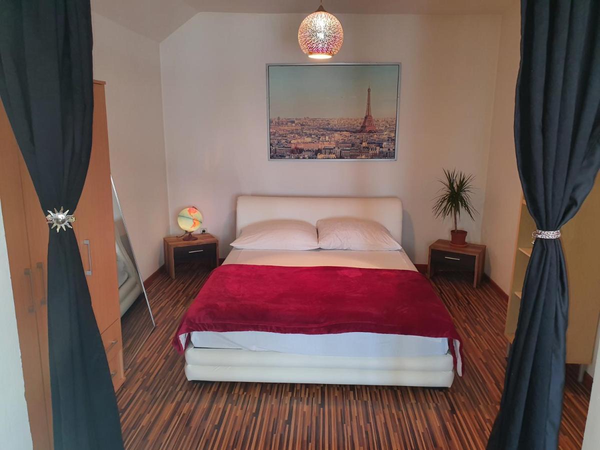 Hostel "Arco" Brčko Extérieur photo